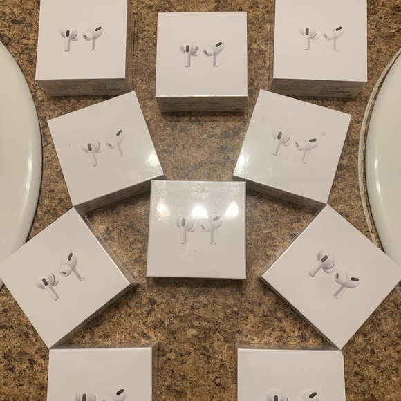 AirPod bros